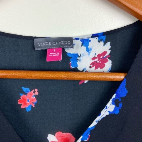 Vince Camuto V-Neck Tank Blouse - Picture 4 of 4